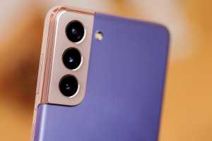 Get a &pound;150 Google Play voucher with any Galaxy S21 phone