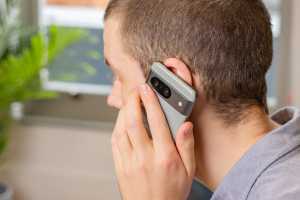 How to do real-time call translation on your phone