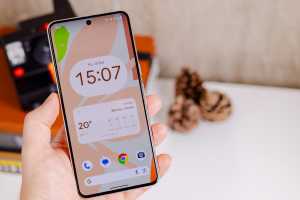 How to unlock an Android phone and use any SIM