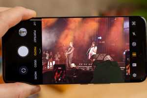 I took this camera phone to a music festival and it didn&rsquo;t let me down